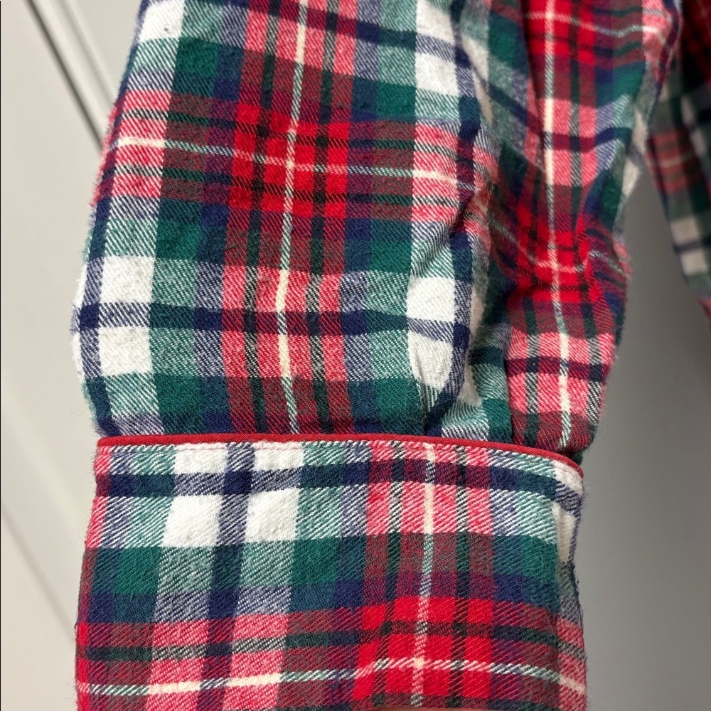 Disney Red and Green Plaid Shirt with Embroidered Pooh Characters Sz XL - Picture 4 of 6